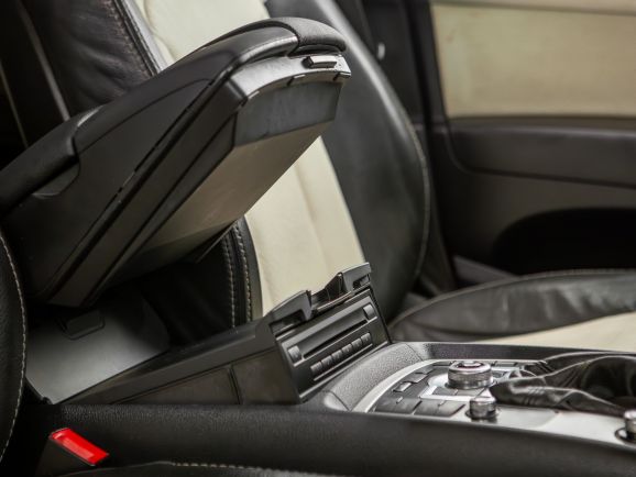 Audi Q7, АТ, 2010 фото 24