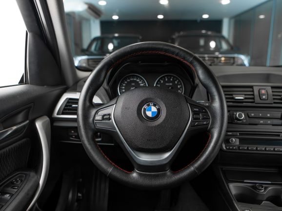 BMW 1 серия, АТ, 2012 фото 8