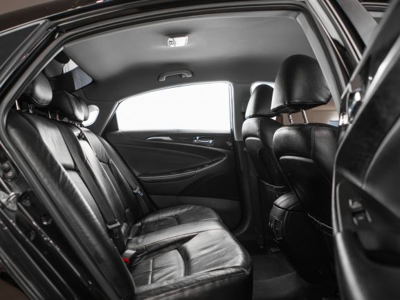 Hyundai Sonata, АТ, 2010 фото 17