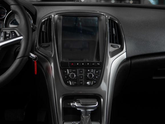 Opel Astra, АТ, 2013 фото 11