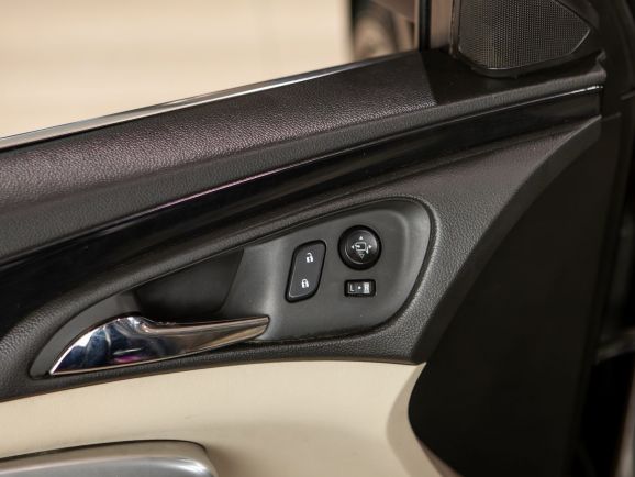 Opel Insignia, АТ, 2014 фото 9