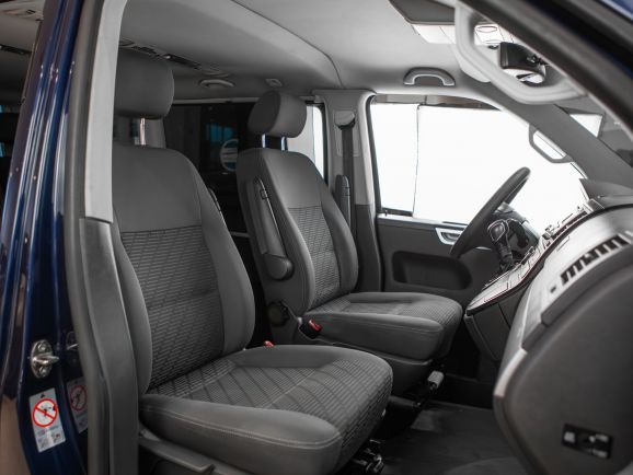 Volkswagen Multivan, Робот, 2011 фото 13