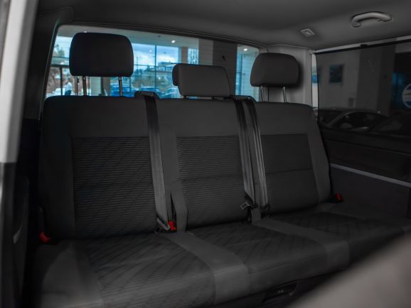 Volkswagen Multivan, Робот, 2011 фото 2