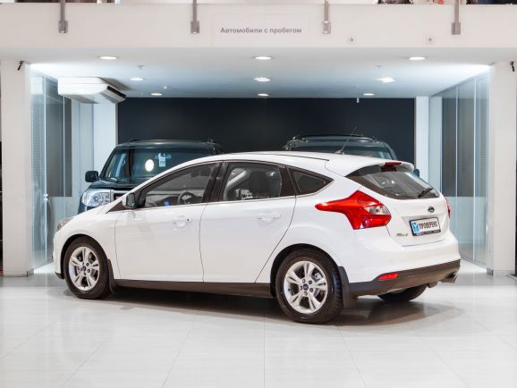 Ford Focus, Робот, 2011 фото 6