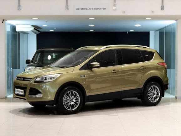 Ford Kuga, Робот, 2013 фото 3