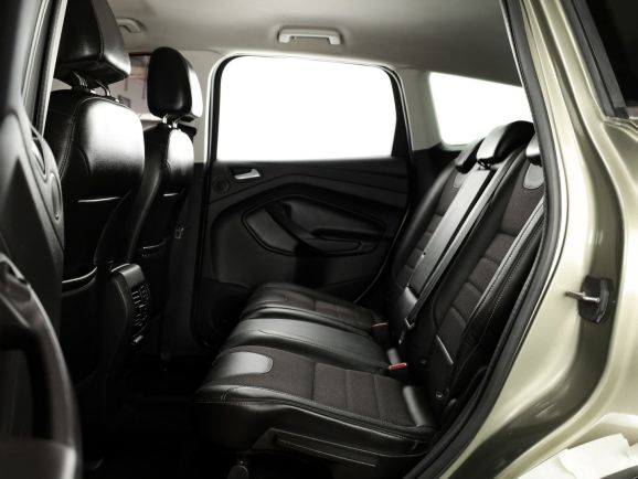 Ford Kuga, Робот, 2013 фото 20