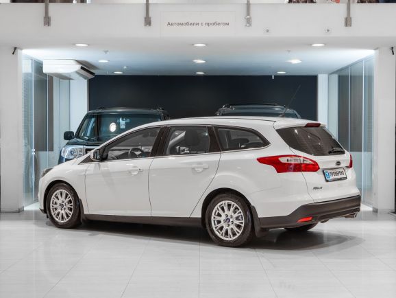 Ford Focus, Робот, 2012 фото 6