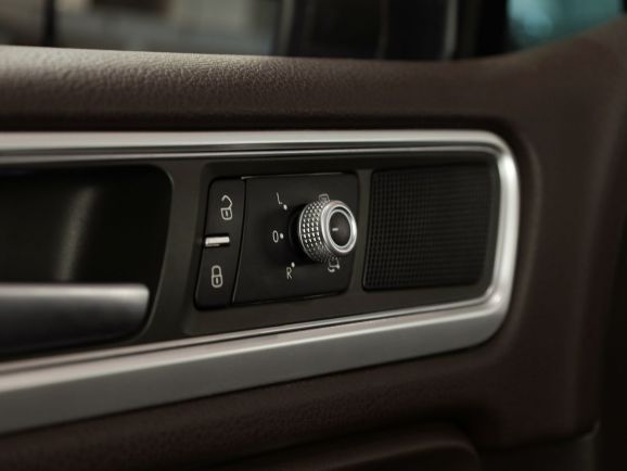 Volkswagen Touareg, АТ, 2015 фото 9