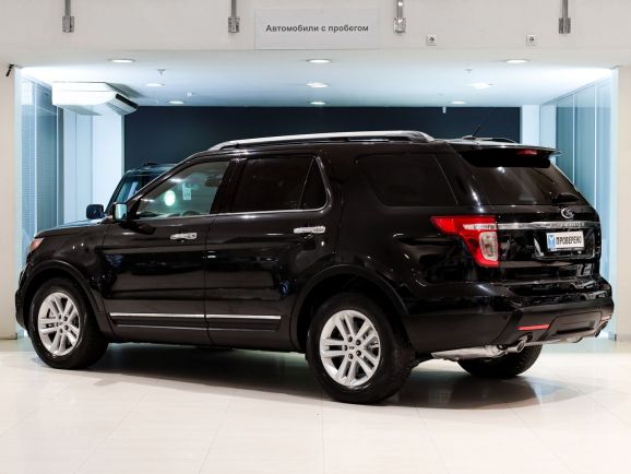 Ford Explorer, АТ, 2013 фото 6