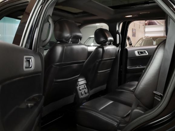 Ford Explorer, АТ, 2013 фото 8
