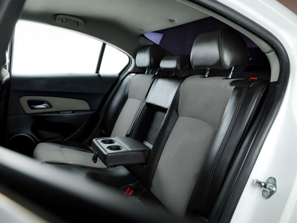 Chevrolet Cruze, АТ, 2013 фото 2