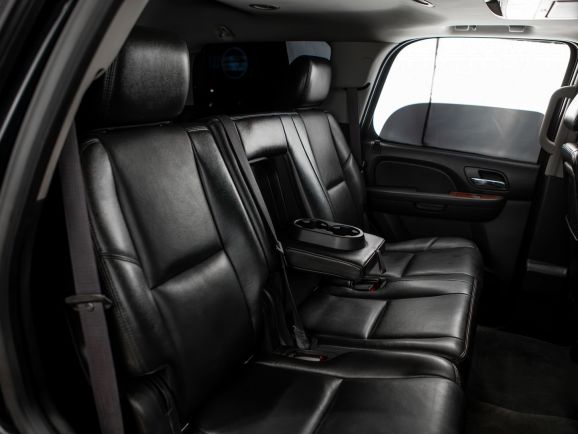 Chevrolet Tahoe, АТ, 2012 фото 1