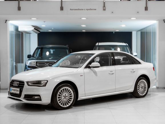 Audi A4, Вариатор, 2013 фото 3