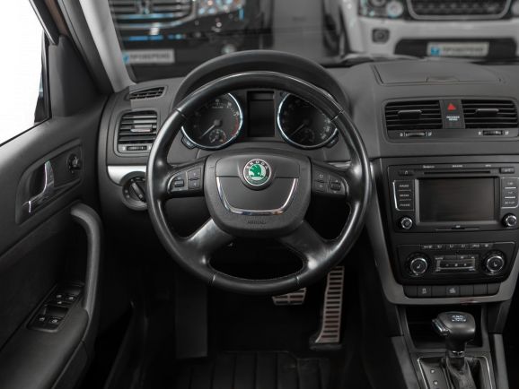 Skoda Yeti, Робот, 2012 фото 9