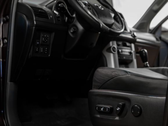 Toyota Land Cruiser Prado, АТ, 2011 фото 8