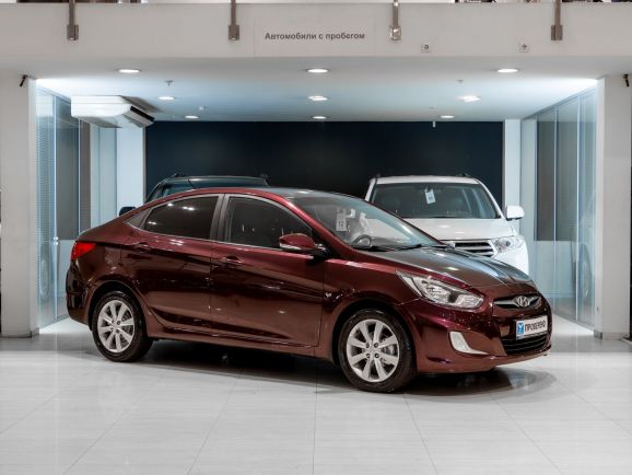 Hyundai Solaris, АТ, 2011 фото 5