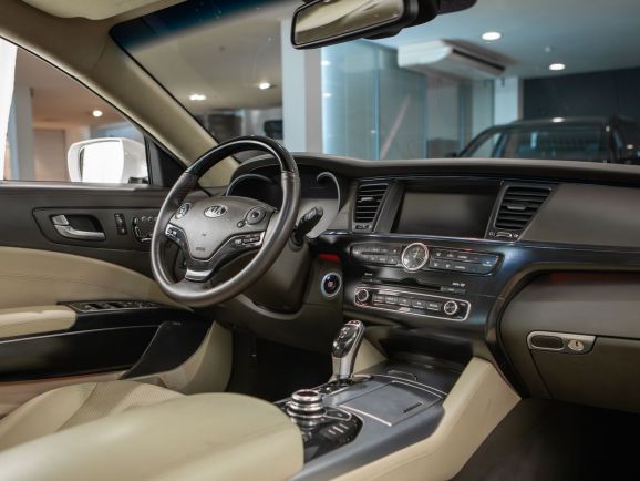 Kia Quoris, АТ, 2013 фото 7