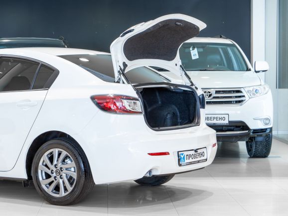 Mazda 3, АТ, 2012 фото 1