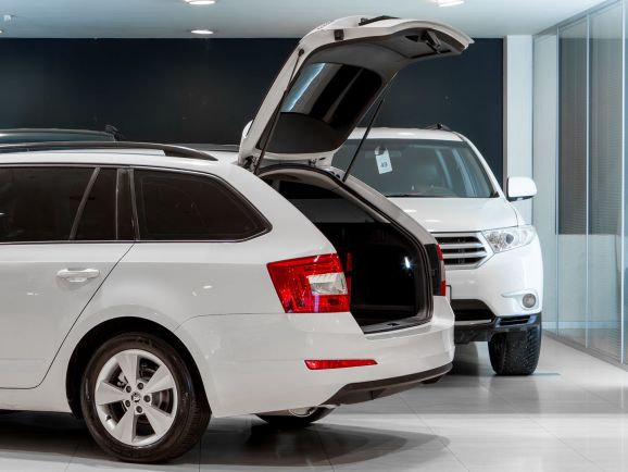 Skoda Octavia, Робот, 2014 фото 1