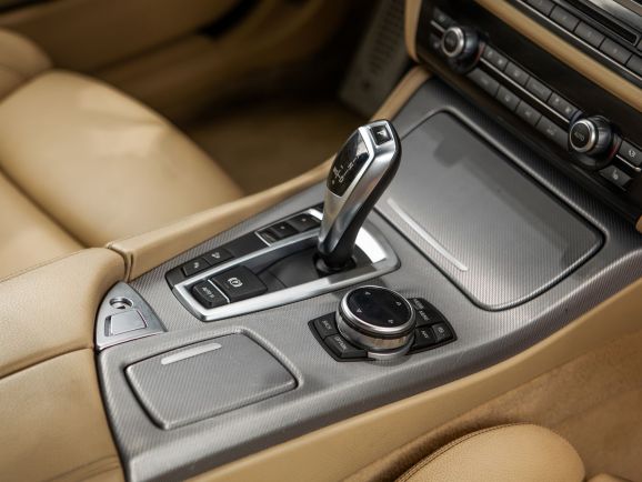 BMW 5 серия, АТ, 2014 фото 9