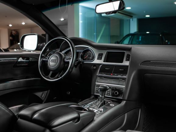 Audi Q7, АТ, 2013 фото 7