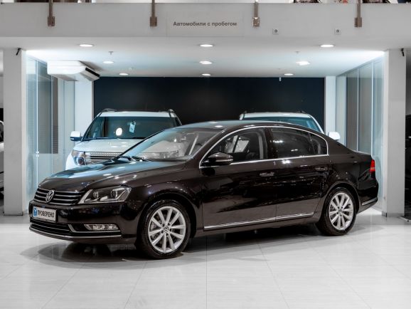 Volkswagen Passat, Робот, 2011 фото 3