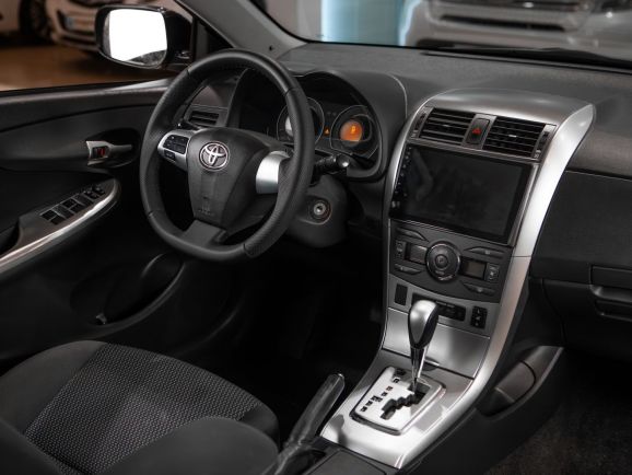 Toyota Corolla, АТ, 2010 фото 12