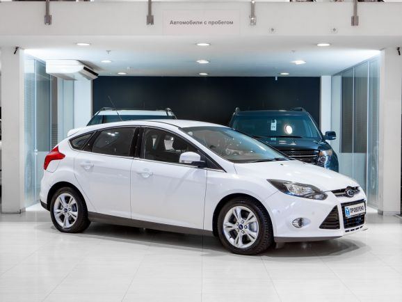 Ford Focus, Робот, 2013 фото 5