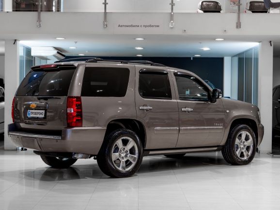 Chevrolet Tahoe, АТ, 2012 фото 4