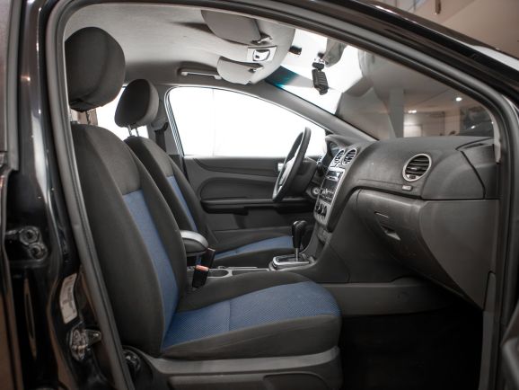 Ford Focus, АТ, 2006 фото 11