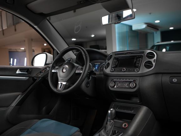 Volkswagen Tiguan, АТ, 2013 фото 7