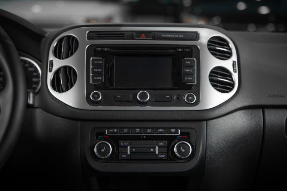 Volkswagen Tiguan, АТ, 2013 фото 10