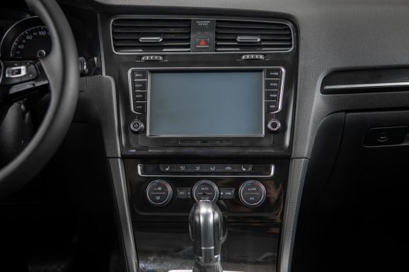 Volkswagen Golf, Робот, 2013 фото 13
