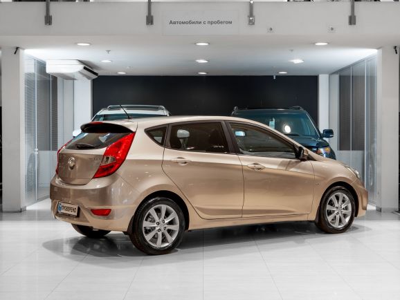 Hyundai Solaris, АТ, 2012 фото 4