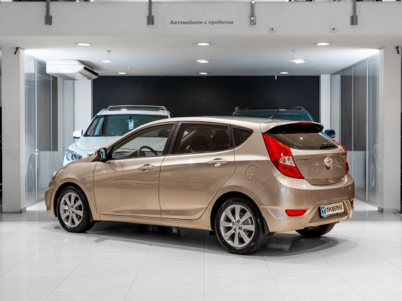 Hyundai Solaris, АТ, 2012 фото 6