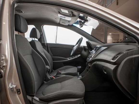 Hyundai Solaris, АТ, 2012 фото 13