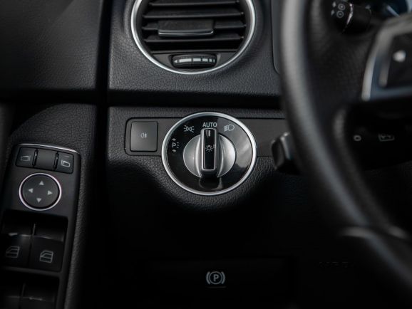 Mercedes-Benz C-класс, АТ, 2011 фото 9