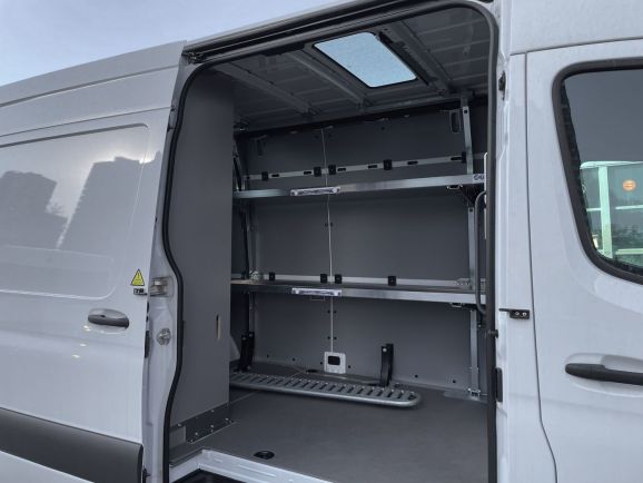 Mercedes-Benz Sprinter, АТ, 2023 фото 8