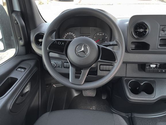 Mercedes-Benz Sprinter, АТ, 2023 фото 15