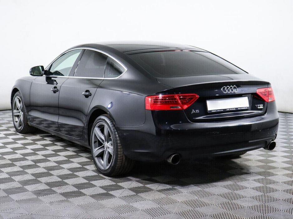 Audi A5, 2.0 л, Робот, 2011 фото 6