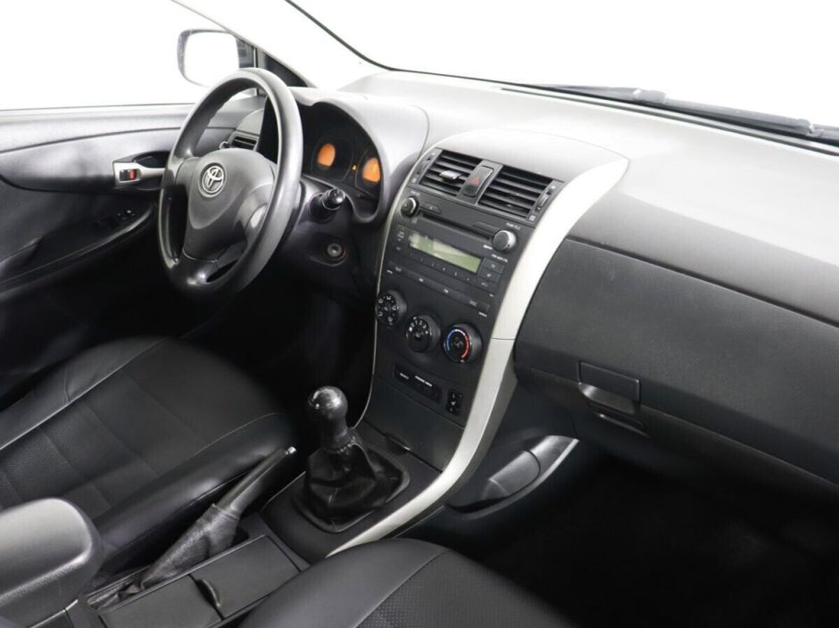 Toyota Corolla, 1.3 л, МТ, 2008 фото 2