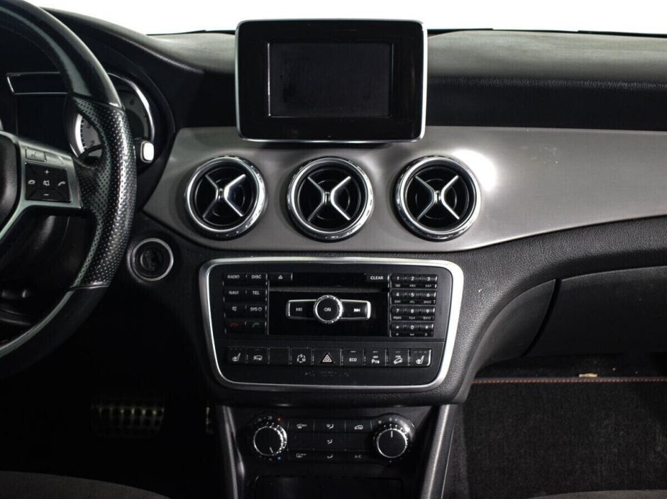 Mercedes-Benz GLA, 2.0 л, Робот, 2015 фото 2