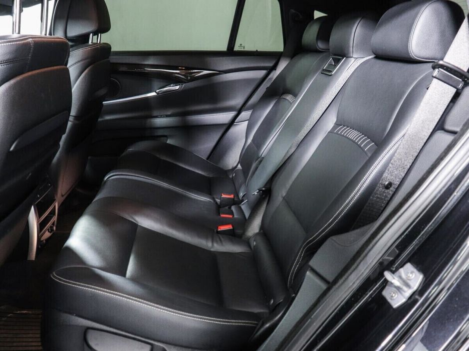 BMW 5 серии, 3.0 л, АТ, 2015 фото 1