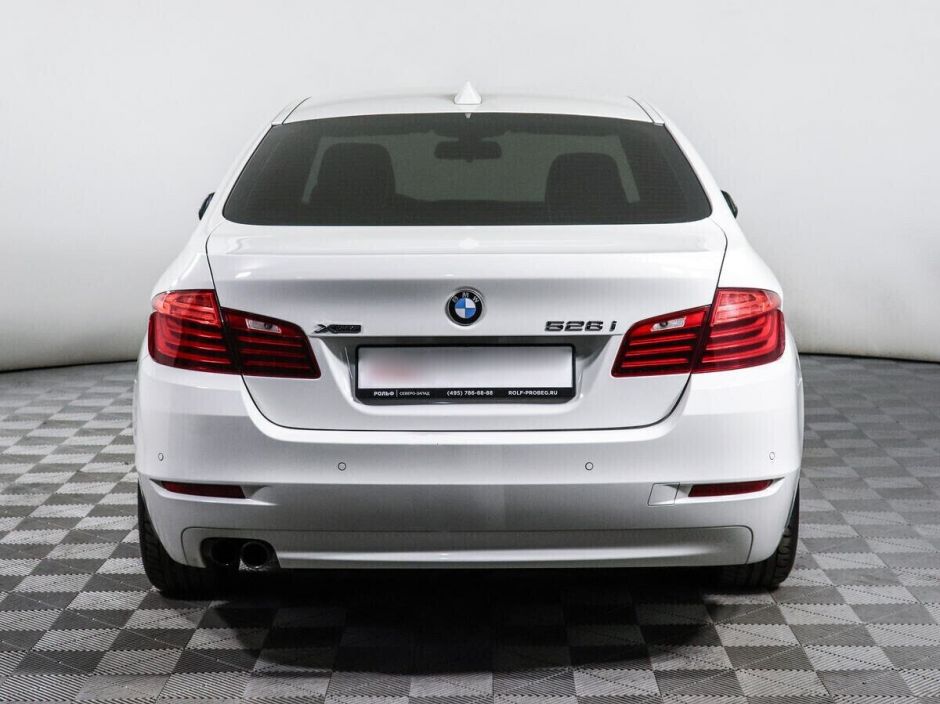 BMW 5 серии, 2.0 л, АТ, 2013 фото 8