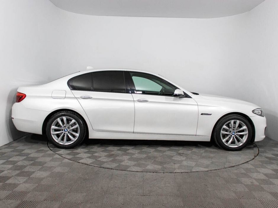 BMW 5 серии, 2.0 л, АТ, 2015 фото 9