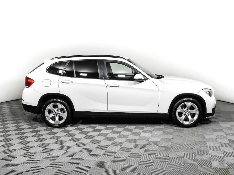 BMW X1, 2.0 л, АТ, 2014 фото 9