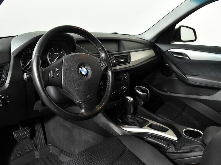 BMW X1, 2.0 л, АТ, 2014 фото 10