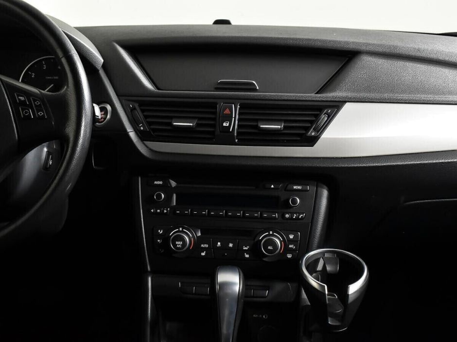 BMW X1, 2.0 л, АТ, 2014 фото 12