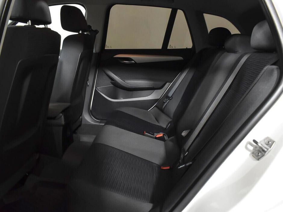 BMW X1, 2.0 л, АТ, 2014 фото 1