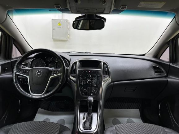 Opel Astra, 1.6 л, АТ, 2011 фото 12